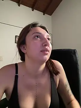 Mia__Gray webcam