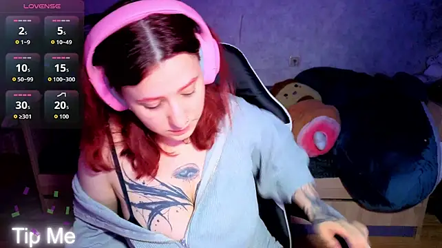 Mini_Lady1 webcam