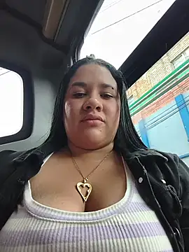 Kendra-daring webcam