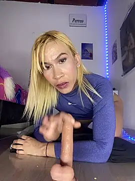 Astrid_Porno webcam