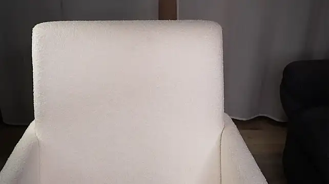 AlesiaPeasel webcam