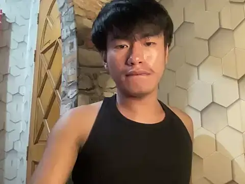 Benevolent_XO_Marc webcam