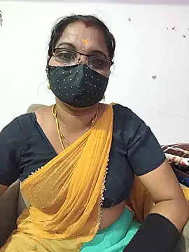 Tamilyazhini19 webcam