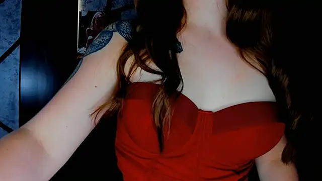 LanaInVVest webcam