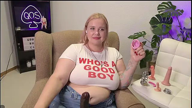 MargotGrey webcam