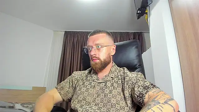 Findom_guy webcam