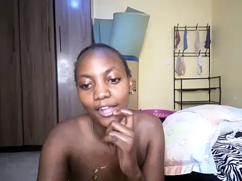 Sexysluty23 live cam