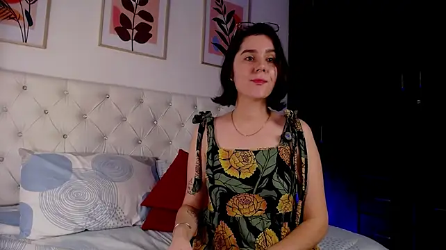 Barbie_Goddess live cam on StripChat