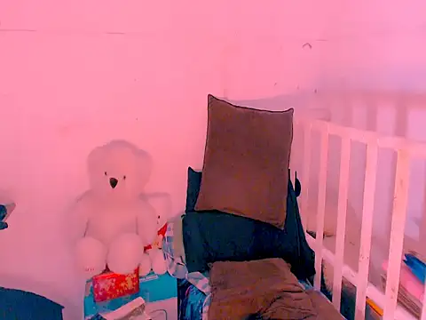 hardking_69 (M young) - PLEASE HELP ME CUM I'M SO HORNY