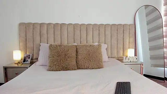 Sophie_Restrepo webcam