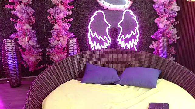 Dolce_violet webcam