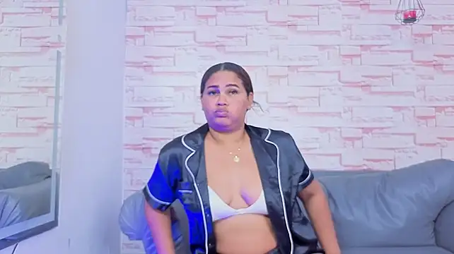monicaa_777 webcam