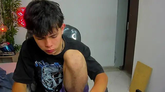 Eliot_rizzo live sex cam