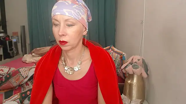LuxuryNika