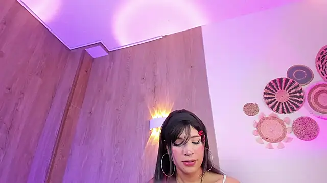AliiceWonderland_ webcam