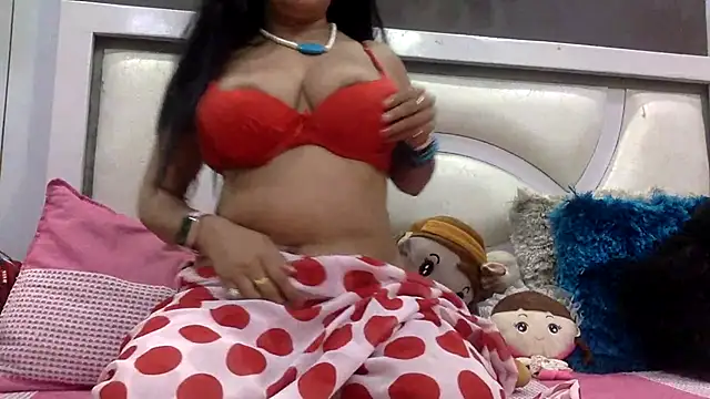 yourradhika (F mature) - shower show