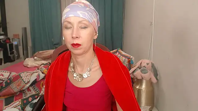 LuxuryNika webcam