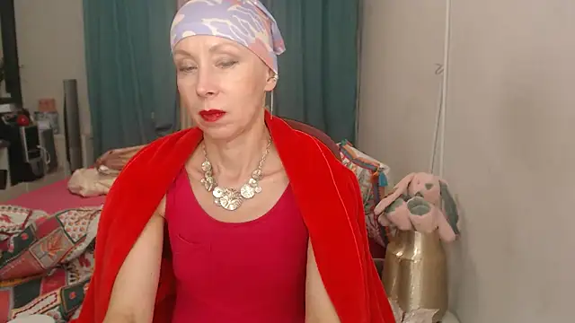 LuxuryNika
