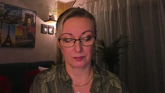 vanessa_chat