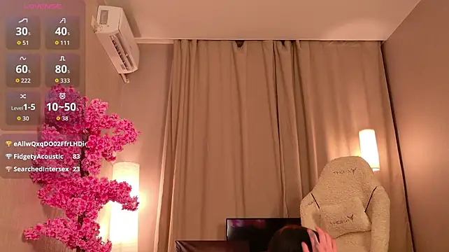 SakuraDreamm live cam preview