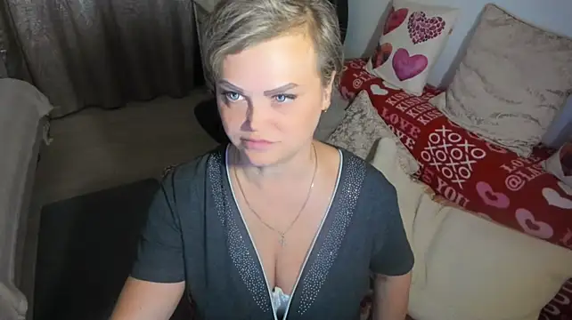 MildMature webcam