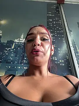 Sara-77 live cam on StripChat