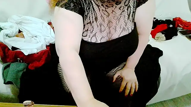 tatli_bela webcam