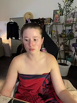 sweetest_pie live cam on StripChat