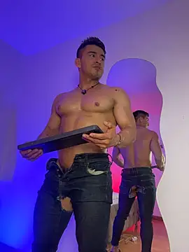 chris_clarck (M young) - play with my butt🍑🍑🥵😏