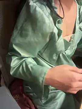 Mina048 webcam