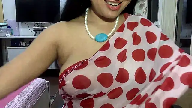 yourradhika webcam