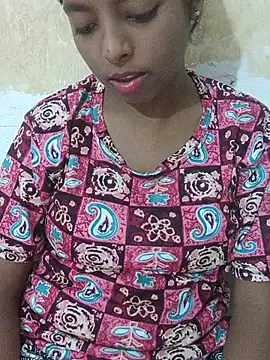 Your_Alinaa webcam