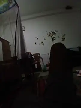 romanticlove1 live cam on StripChat