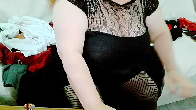 tatli_bela live cam on StripChat
