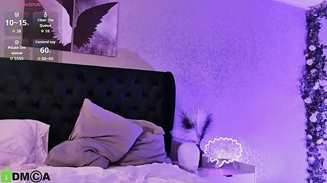 MiaBlue_