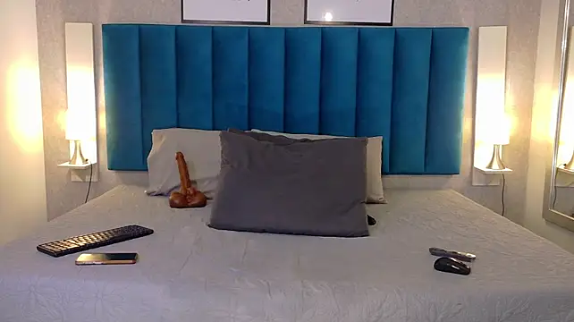Madisonsmiith live cam on StripChat