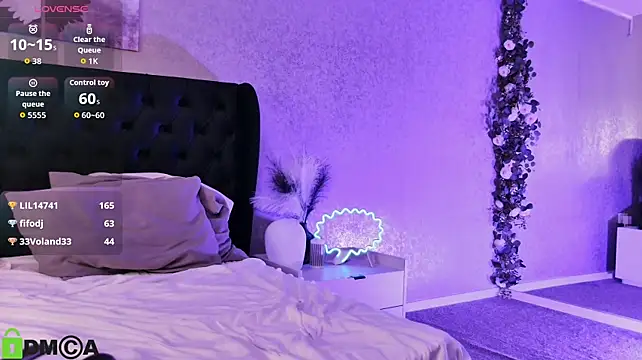 MiaBlue_