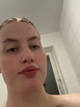 Secretcheryy webcam