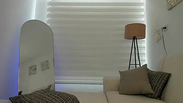 Ori_valentina webcam