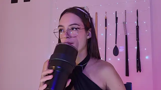 nina_kink webcam