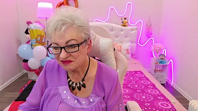 KayleSmoll webcam