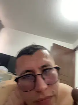 Kurtxxx22 webcam