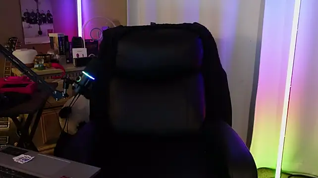 ghost11_11 (Ask my age) - Get on knees and Show off Tongue