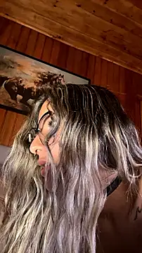 AliceStone19 webcam