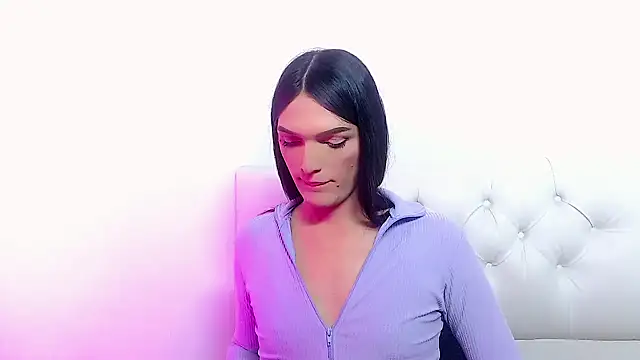 x_isabella_x live cam on StripChat