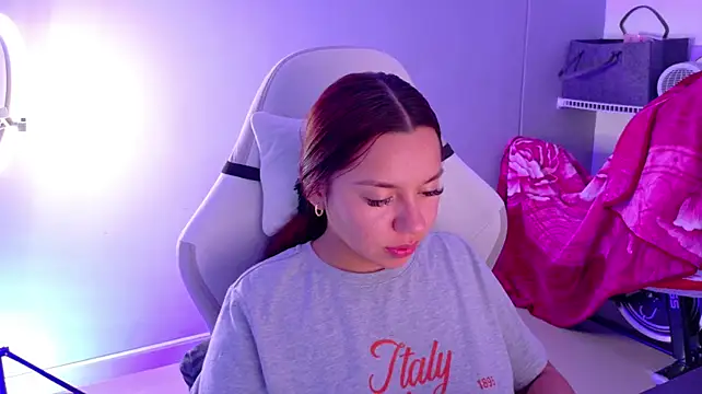 samantha_tattu webcam