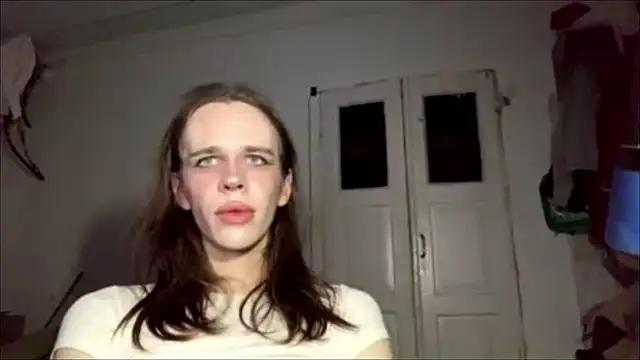 HotFemBooy webcam