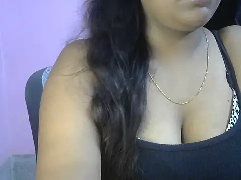 QUEEN-OF-QUEEN webcam