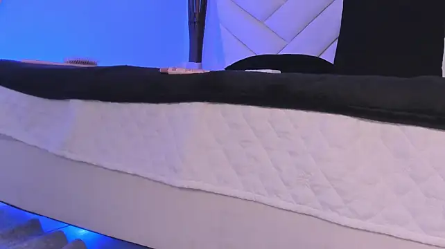 Susanaross live cam on StripChat