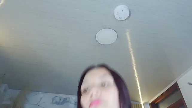 CandyOff1 live cam on StripChat